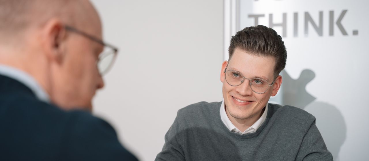 marketingberatung-leistung-evolution-m Marketingberatung als Leistung der evolution M GmbH; auf dem Bild zu sehen ist Maximilian Wote